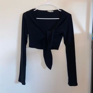 long sleeve black crop top